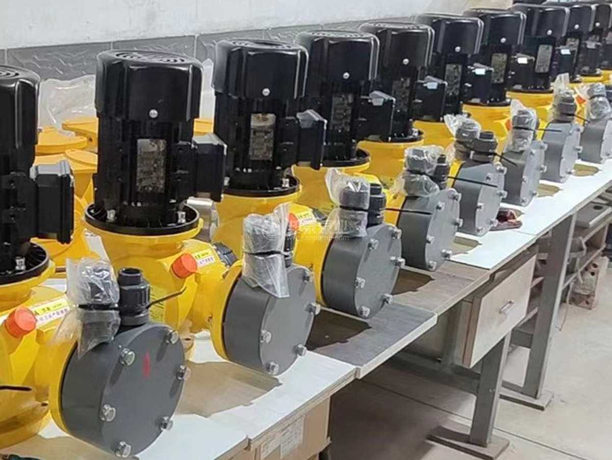 上海邦泉泵业机械隔膜计量泵diaphragm metering pump